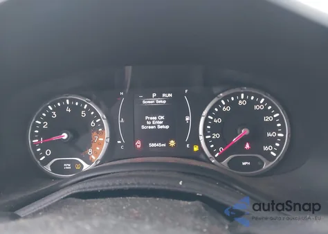 2018 Jeep Renegade Latitude 4X4 из США, поврежденный, VIN ZACCJBBB6JPG75612